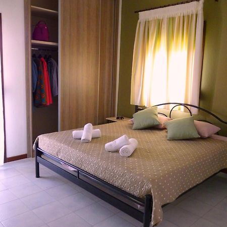 אפיטוס Yannis Apartments מראה חיצוני תמונה