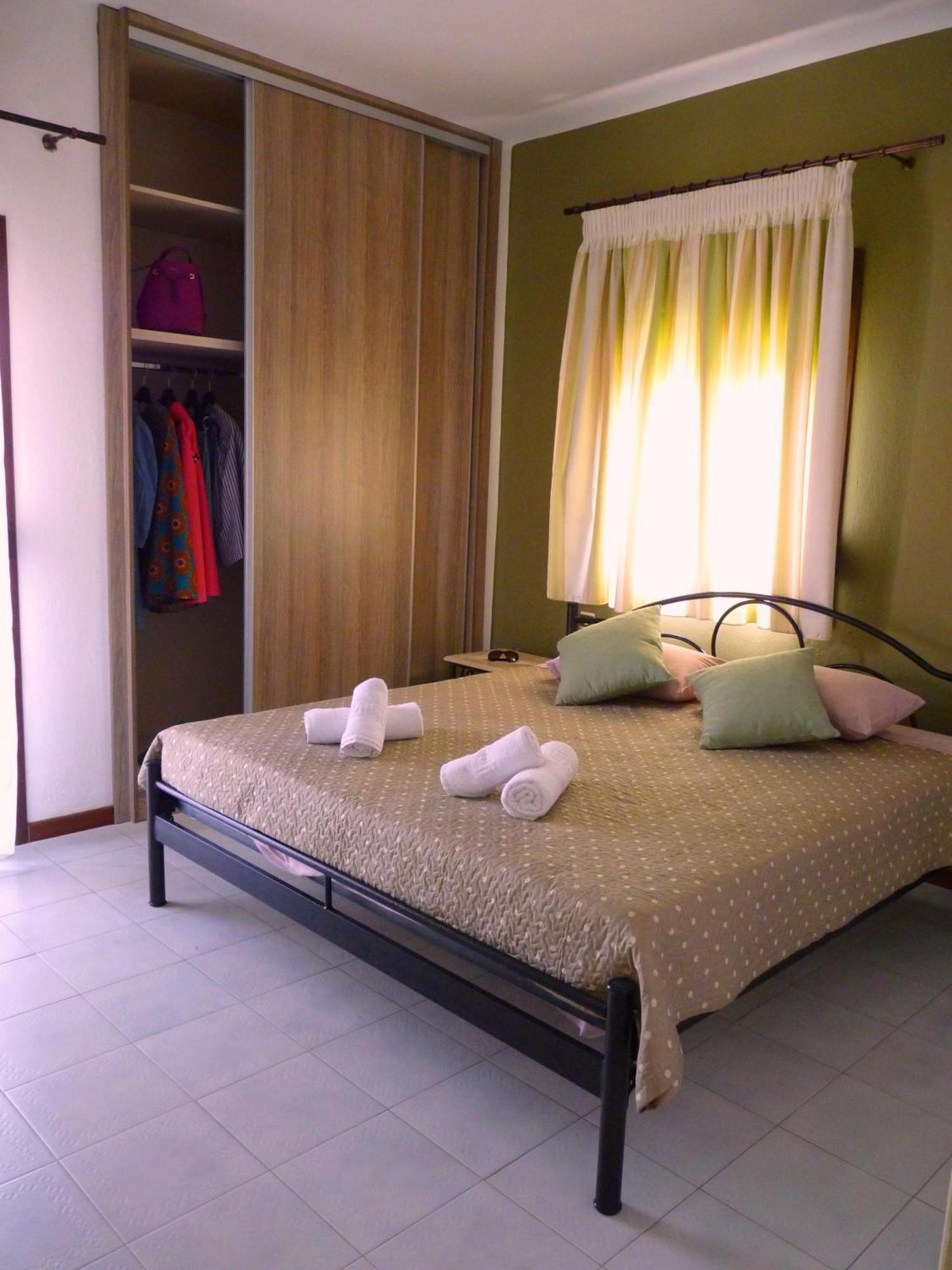 אפיטוס Yannis Apartments מראה חיצוני תמונה