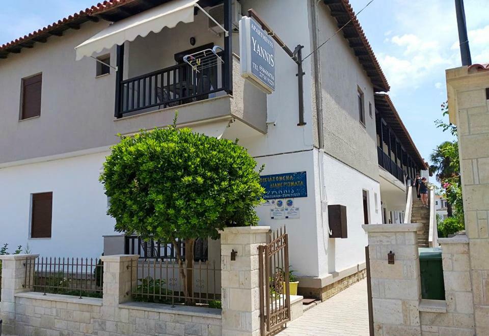 אפיטוס Yannis Apartments מראה חיצוני תמונה