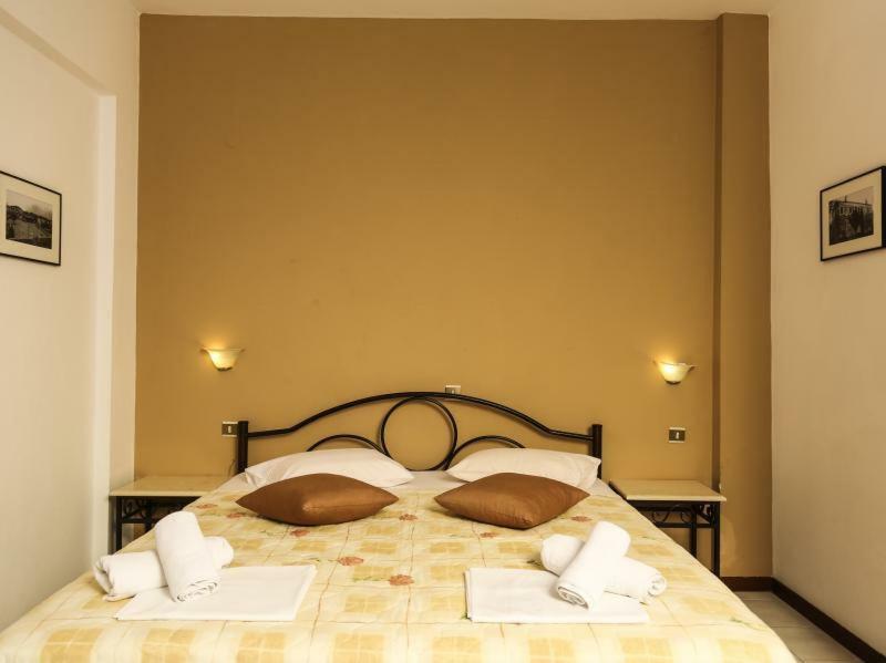 אפיטוס Yannis Apartments מראה חיצוני תמונה