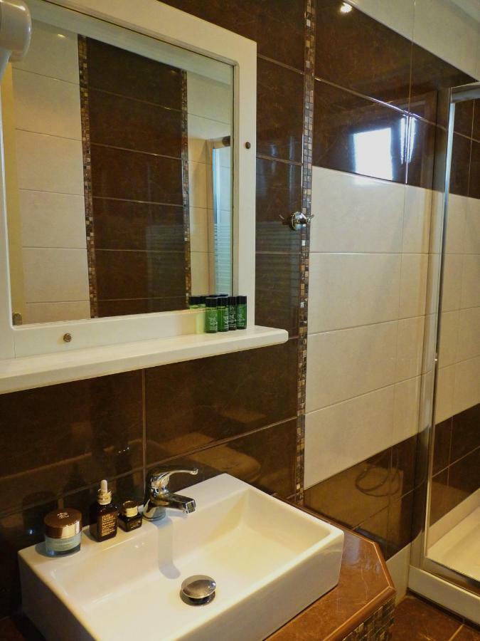 אפיטוס Yannis Apartments מראה חיצוני תמונה