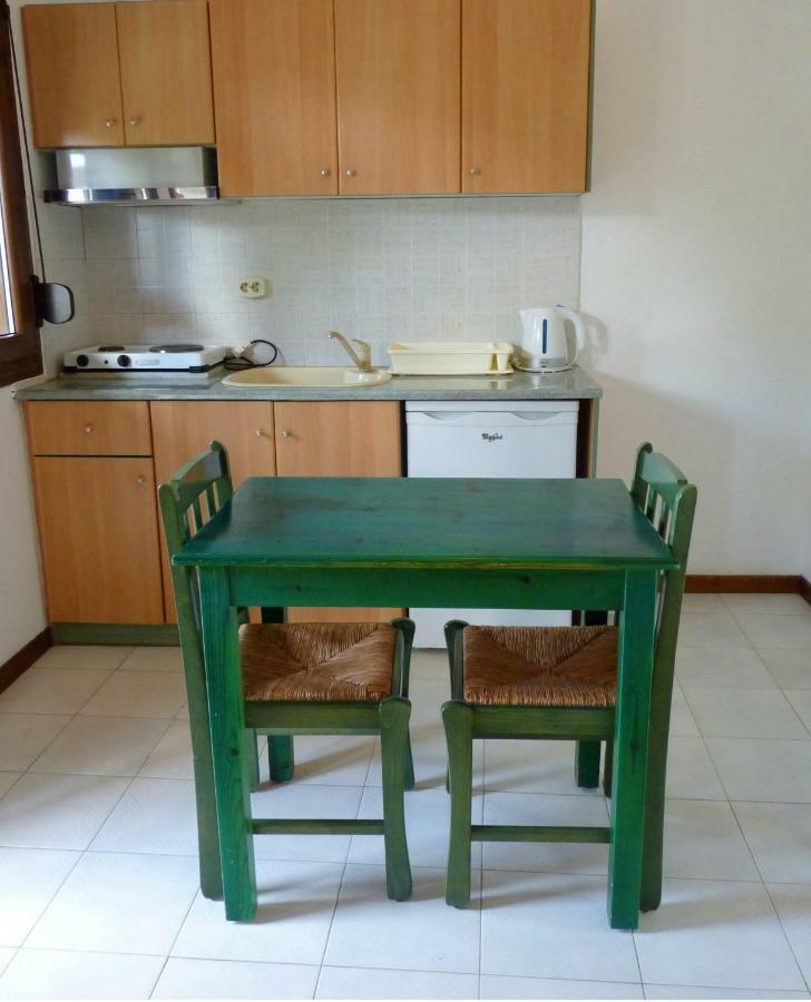 אפיטוס Yannis Apartments מראה חיצוני תמונה