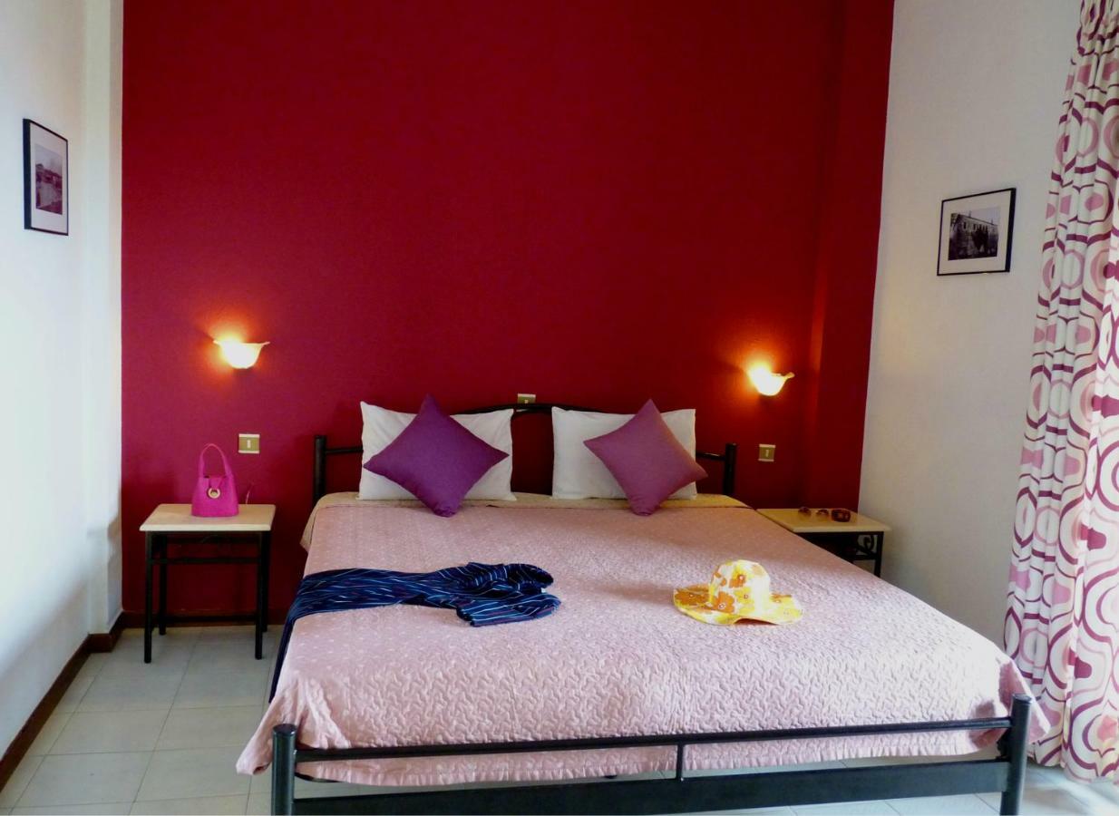 אפיטוס Yannis Apartments מראה חיצוני תמונה