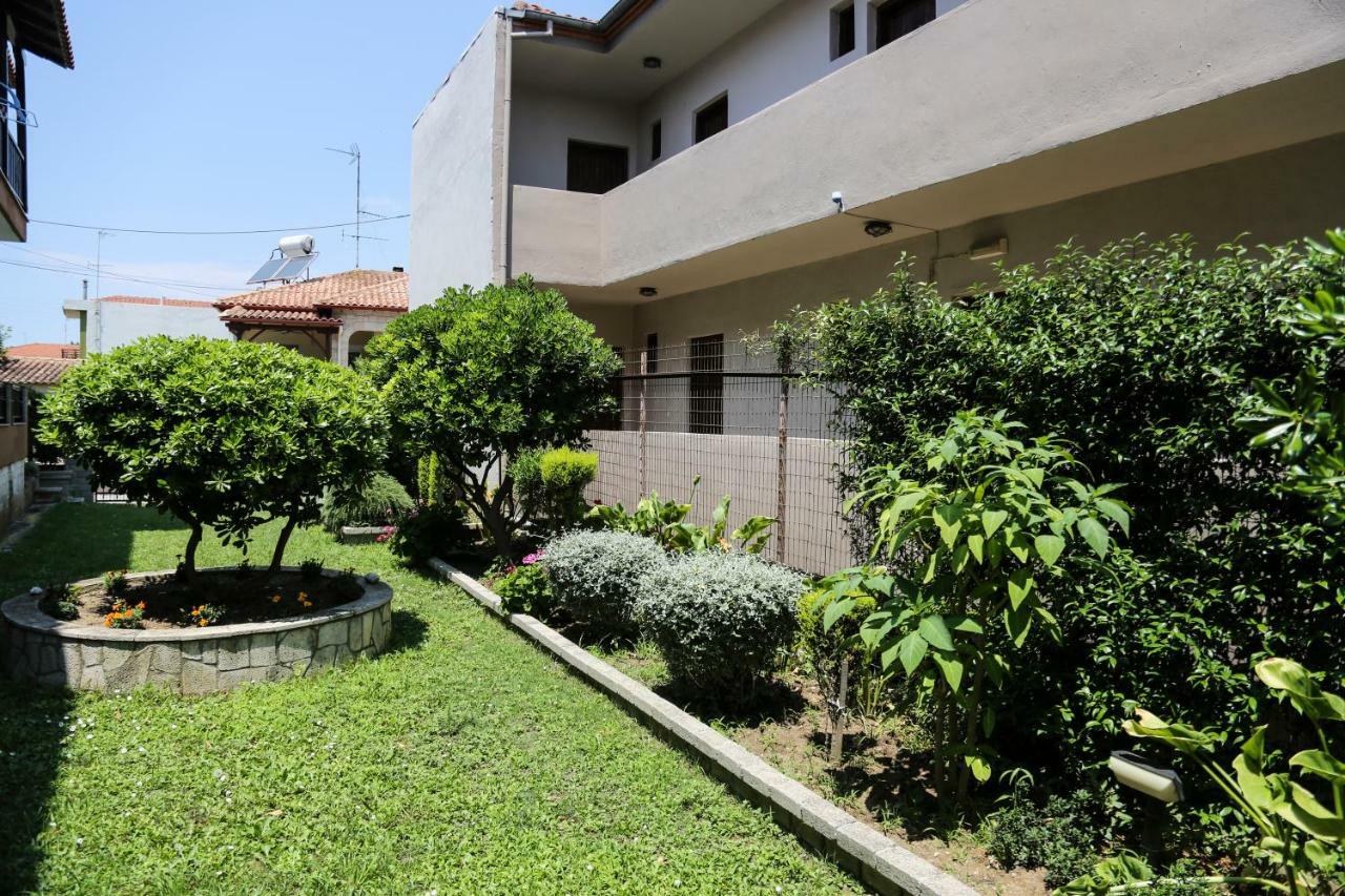 אפיטוס Yannis Apartments מראה חיצוני תמונה