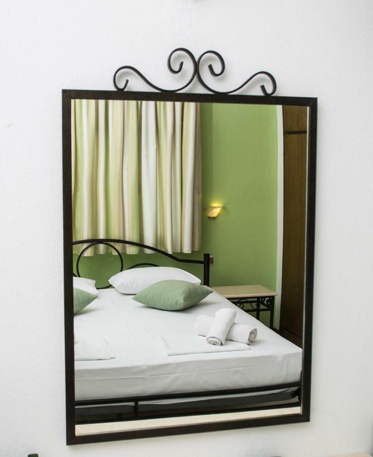 אפיטוס Yannis Apartments מראה חיצוני תמונה