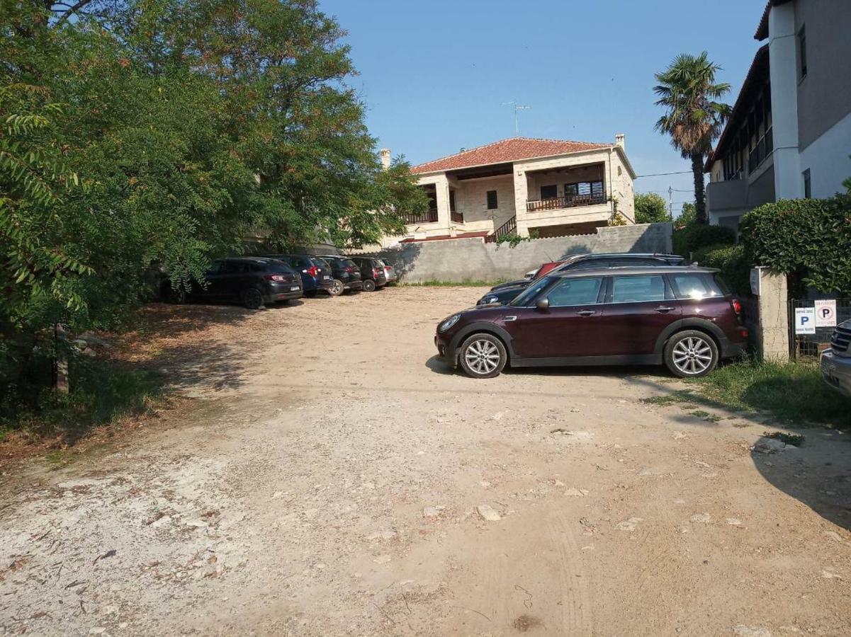 אפיטוס Yannis Apartments מראה חיצוני תמונה